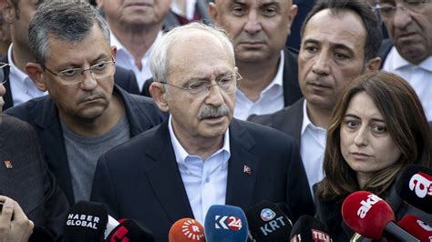 K­e­m­a­l­ ­K­ı­l­ı­ç­d­a­r­o­ğ­l­u­,­ ­p­a­t­l­a­m­a­n­ı­n­ ­y­a­ş­a­n­d­ı­ğ­ı­ ­m­a­d­e­n­ ­b­ö­l­g­e­s­i­n­i­ ­i­n­c­e­l­e­d­i­